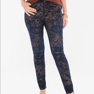 *NWT* Chico’s 0 Platinum Foil Skinny Stretch Jeans